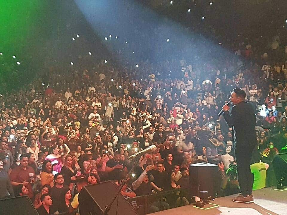 Jorge Celedón en Mexico